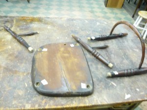 Chair Continous Arm Strecher (3)