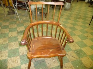 Chair Tall back Arm (1)